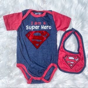 Superman Onesie & Bib Set 12M